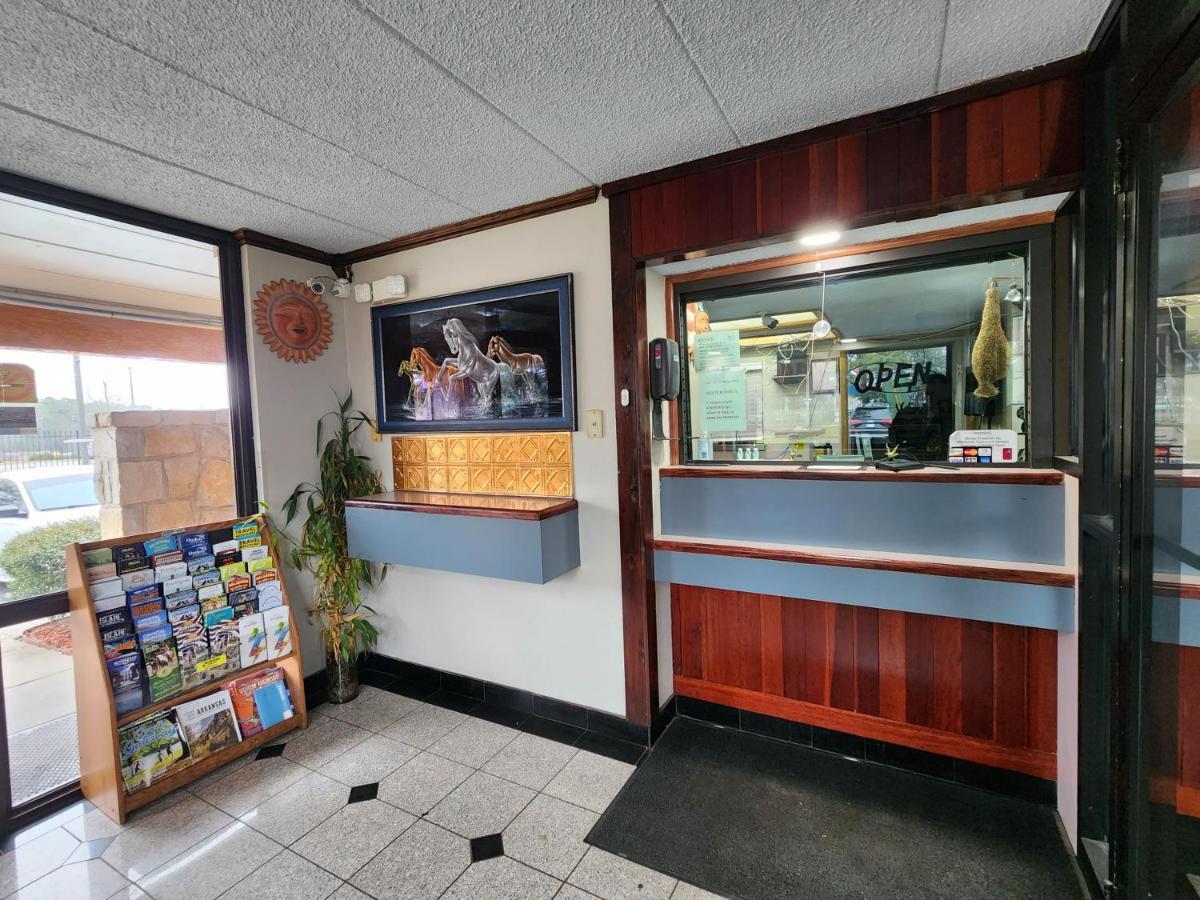 Americas Best Value Inn And Suites Little Rock Dış mekan fotoğraf
