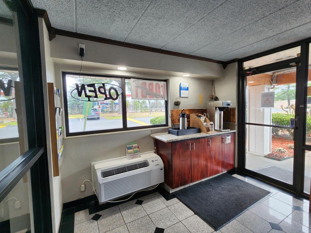 Americas Best Value Inn And Suites Little Rock Dış mekan fotoğraf